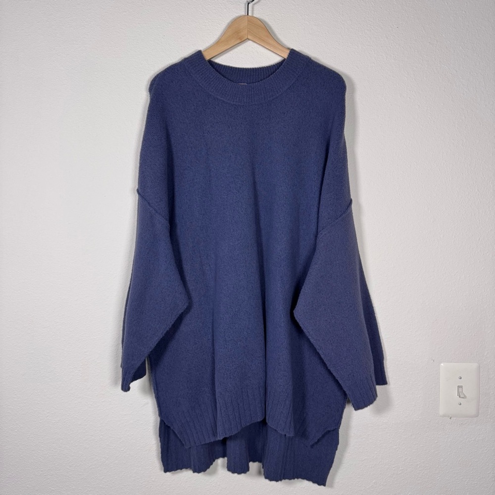 Free People Oversized Knit Sweater Dress in Indigo Blue size Large - Picture 4 of 8